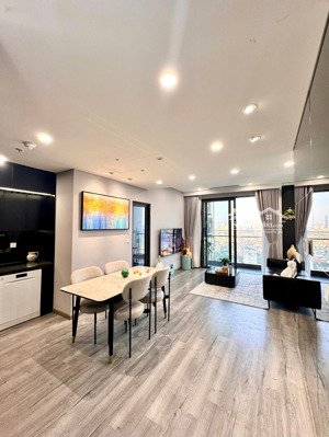 chủ nhà cần bán gấp căn hộ 3pn to view hồ tại toà b masterise để lấy vốn mở rộng kinh doanh