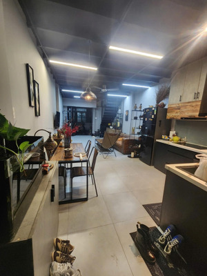 bán nhà đẹp ở ngay khu vip nguyễn sơn, hẻm xe hơi 6m, chỉ còn 5.2 tỷ