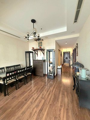 cho thuê căn hộ 2pn tại chung cư royal city - full nội thất về ở ngay - 20tr/tháng