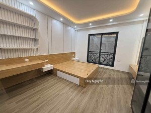 5m ra mp hoàng quốc việt kéo dài, dt 36m2 x 6t thang máy, mt 4.2m 4 ngủ siêu đẹp 13.5 tỷ (tl)