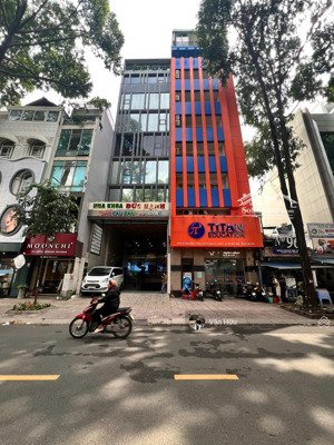 tòa nhà mặt tiền tân sơn nhì, q. tân phú - dt: 8x25m - hầm 7 tầng - hđt: 270 triệu - giá: 45 tỷ