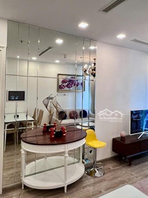 vinhomes ba son còn xót lại ít căn 1 phòng ngủ giá bán 8.8 tỷ gọi ngay 