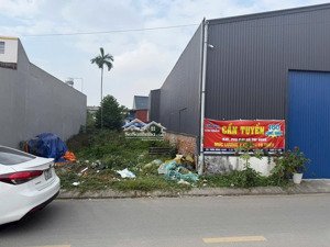 chính chủ gửi b.á.n lô đất tại an thọ an lão. nay là xã an hưng tp hải phòng.
diện tích 108m2
vị t