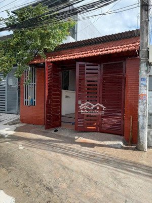 bán nhà cấp 4 rộng - đường rộng 6m - khu đăng kiểm - vĩnh hoà - nha trang - khánh hoà