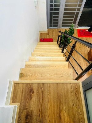 chỉ nhỉnh 4 đồng - xách vali vào ở ngay..!