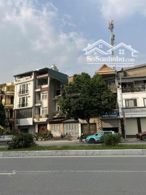 bán nhà mặt phố nguyên văn cừ: 26m 5tầng 10,3 tỷ: kinh doanh , lô góc thoáng, dân xây, vị trí đẹp