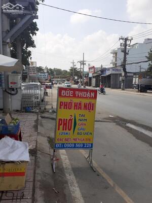 Nhà mặt tiền kinh doanh Hoàng Hữu Nam, tân phú, Q9, DT: 90m², 9.8 tỷ, thương lượng.