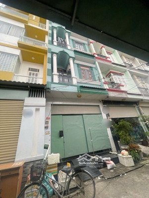 bán chdv huỳnh tấn phát - quận 7- hẻm ô tô thông -4 tầng-thu nhập 30tr/th- không ngập nước. 7,6 tỷ