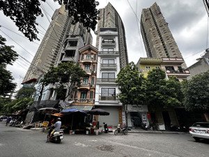 bán gấp liền kề văn phú hà đông, 55m², 7 tầng, thang máy, mặt chợ, kinh doanh đỉnh, giá hơn 20 tỷ.