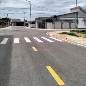 EM CÒN LÔ ĐẤT 173m2 MẶT TIỀN 16M GẦN CHỢ. 450tr