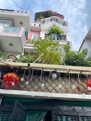 bán nhà mới xây - chủ tặng toàn bộ nội thất-gỗ tự nhiên -