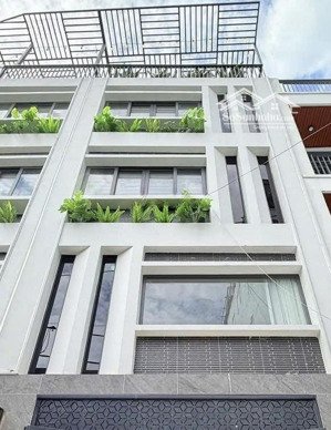 bán gấp nhà đ.trần hưng đạo-q.1,gần bệnh viện chấn thương chỉnh hình.bán 4tỷ4/75m2,đang thuê 26tr