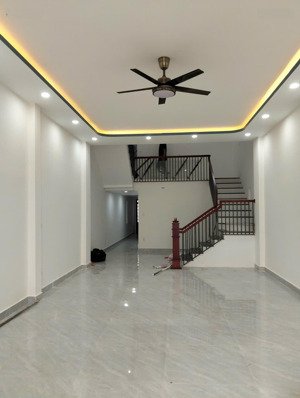 bán nhà 2 tầng đường 15m phạm hùng - hoà xuân vị trí kinh doanh sầm uất