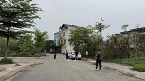 Bán lô góc 118m2 Xen Ghép Mậu Lâm, Khai Quang lh_0987673102