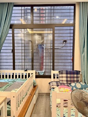 chính chủ cần bán gấp nhà 7 tầng tại yên hoà, cầu giấy giá nhỉnh 17 tỷ