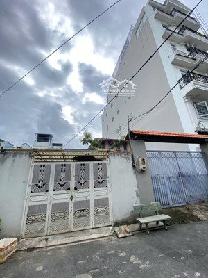 bán nhà 1 sẹc lê văn quới, dt: 5m x 29.5m, nhà cấp 4, hẻm nhựa 6m, ngang 5m hiếm, giá chỉ 9 tỷ tl