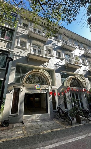 chính chủ bán căn - phố trúc ecopark 2 mặt tiền, đường 2 mặt trước nhà 11m