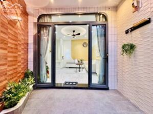 NHÀ MỚI ĐẸP LUNG LINH, DỌN VÀO Ở NGAY Cư Xá Nguyễn Đình Chiểu - 3 Tầng 3.5x10m - Giá 6.75 Tỷ Còn Bớt