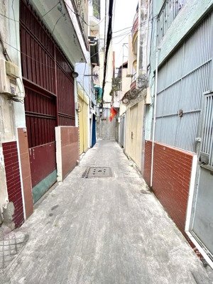 bán nhà phường 13 quận 10 đường hoà hưng