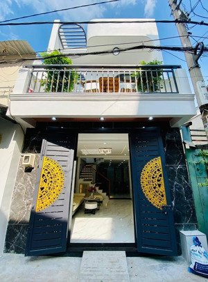 nhà mới ra hàng ưu tiên khách thiện chí giá 4tỷ240 dương quảng hàm, gò vấp, kinh doanh ở đều được