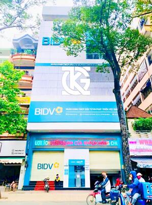 Cho Thuê Toà Nhà Mặt Tiền: 137C Nguyễn Chí Thanh - Quận 5