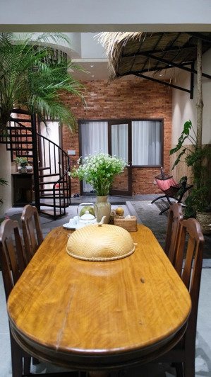 homestay nam việt á- 2 tầng xinh xắn - cách sông hàn vài trăm mét - dòng tiền 60tr/tháng