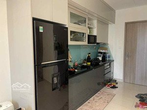 chính chủ cần tiền bán gấp 2pn 2wc 55m2 tòa s401 tầng 1829 vinhomes smart city. giá 4.4 tỷ bao phí