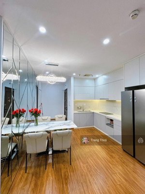 bán nhanh căn the sun mễ trì - 3n 81m chưa đến 9 đồng. lh 