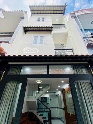 dòng tiền cho thuê sẵn 20/tháng giá 5tỷ550 đoàn văn bơ, q.4 vừa ở vừa kinh doanh thoải mái 53,3 m2