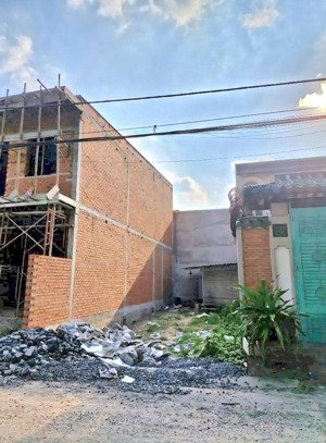 chính chủ bán: đất đường bàu tre, xã tân an hội gần chợ củ chi 5x16m=80m2 shr xây tự do, giá 795tr.