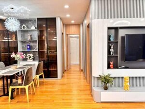 Bán gấp căn hộ 3 phòng ngủ chung cư Hoàng Quốc Việt – Giá 7,7 tỷ - Sổ lâu dài.