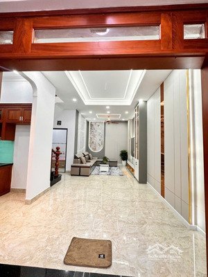 hàng hiếm - biệt thự siêu đẹp 3 tầng ngang 6.2m bề thế, ô tô ngủ sân, ngay hà huy giáp, chỉ 8.2tỷ