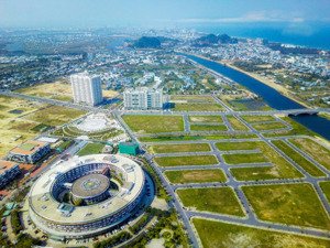 bán lô 10,5m đối diện trường fpt block b2-121-08