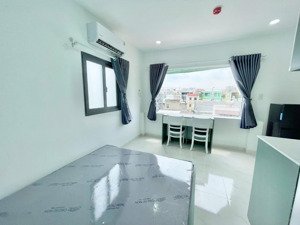 cho thuê căn hộ studio cửa sổ cực to gần khu phố phan xich long lê văn sỹ quận phú nhuận 