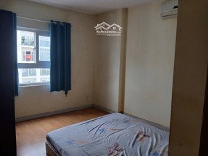 cho thuê căn hộ cc bộ công an- trần não- quận 2. dt: 69 m2, hai phòng ngủ- hai wc