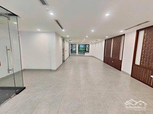 cho thuê vp phổ quang - dt 120m2