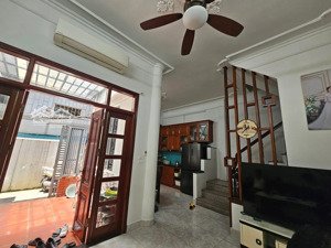 bán nhà trung liệt đống đa ngõ rộng thông, sổ nở hậu 44m mt 6,2m