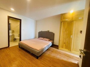 bán căn hộ 86m² tòa 17t3 hapulico complex - 2pn, view nội khu yên tĩnh, có sổ, giá 8.x tỷ