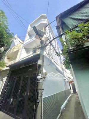 khu vip phú nhuận, nhà 4 tầng 50m2, sổ vuông. sát mặt tiền. ngay huỳnh văn bánh - trần huy liệu
