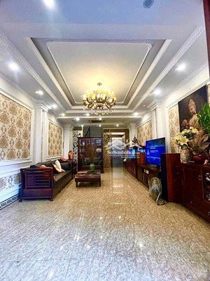 lô góc 2 mặt ngõ, 50m ra ô tô đỗ, dt 40m2*6t thang máy, mt 4,6m, ngõ thông vòng quanh, 12 tỷ