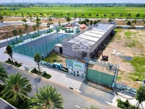 đất thổ cư đường nguyễn hữu trí , 100m2 giá 2.3 tỷ. shr, công chứng liền .lh : oanh