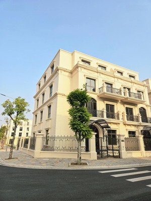 song lập góc số nhà 79 thần tài, thu hút tài lộc vượng khí