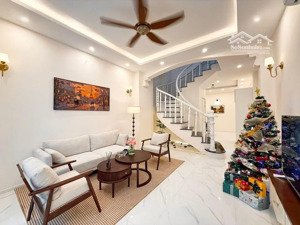 ở thủ đức phải ghé xem căn này ngay - giá nhỉnh 3 tỷ - đ. tr văn ngư - ngay chợ thủ đức