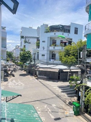 bán nhà 3 tầng căn góc 2 mặt tiền ngô đức kế, dt 61,6m2 vị trí vàng kinh doanh, gần biển, 9,3ty tl