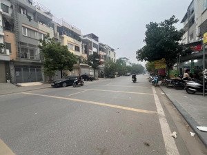 bán nhà liền kề văn phú trục kinh doanh đường lớn 30m vỉa hè đá bóng 75m2 5 tầng, giá chỉ hơn 22 tỷ