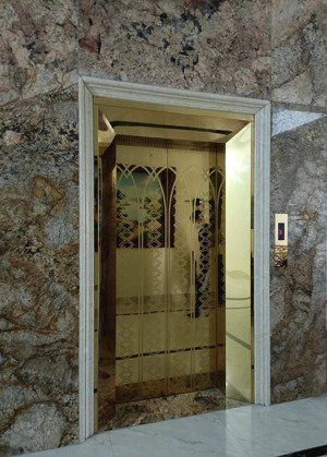 cho thuê nhà mới, trung hòa, cầu giấy, vỉa hè, thang máy, pccc; vp, nhà hàng, kd 102m2* 4t- 49 tr