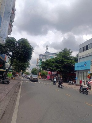 bán nhà 2 mặt tiền khu tân hương, dt: 4x14m, giá 9tỷ hơn.