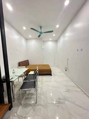 cực hiếm, hộ khẩu tây hồ, ô tô tránh 5m. bán nhà an dương, 23m2 - 4.5 tỷ, ở ngay đón tết