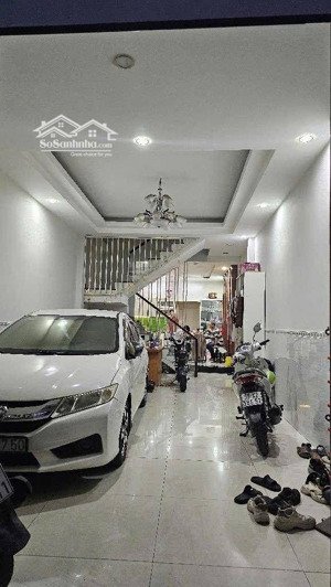 nhà 4 tầng - hẻm 6m thông - khu vip cao tầng - sổ vuông - tặng nội thất - giáp quận 10