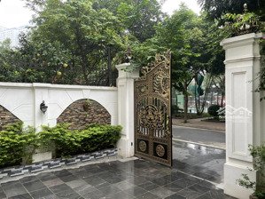 bán biệt thự sân vườn khu nhà ở quốc hội, 190m2, lô góc, 4 tầng, mt 10m.